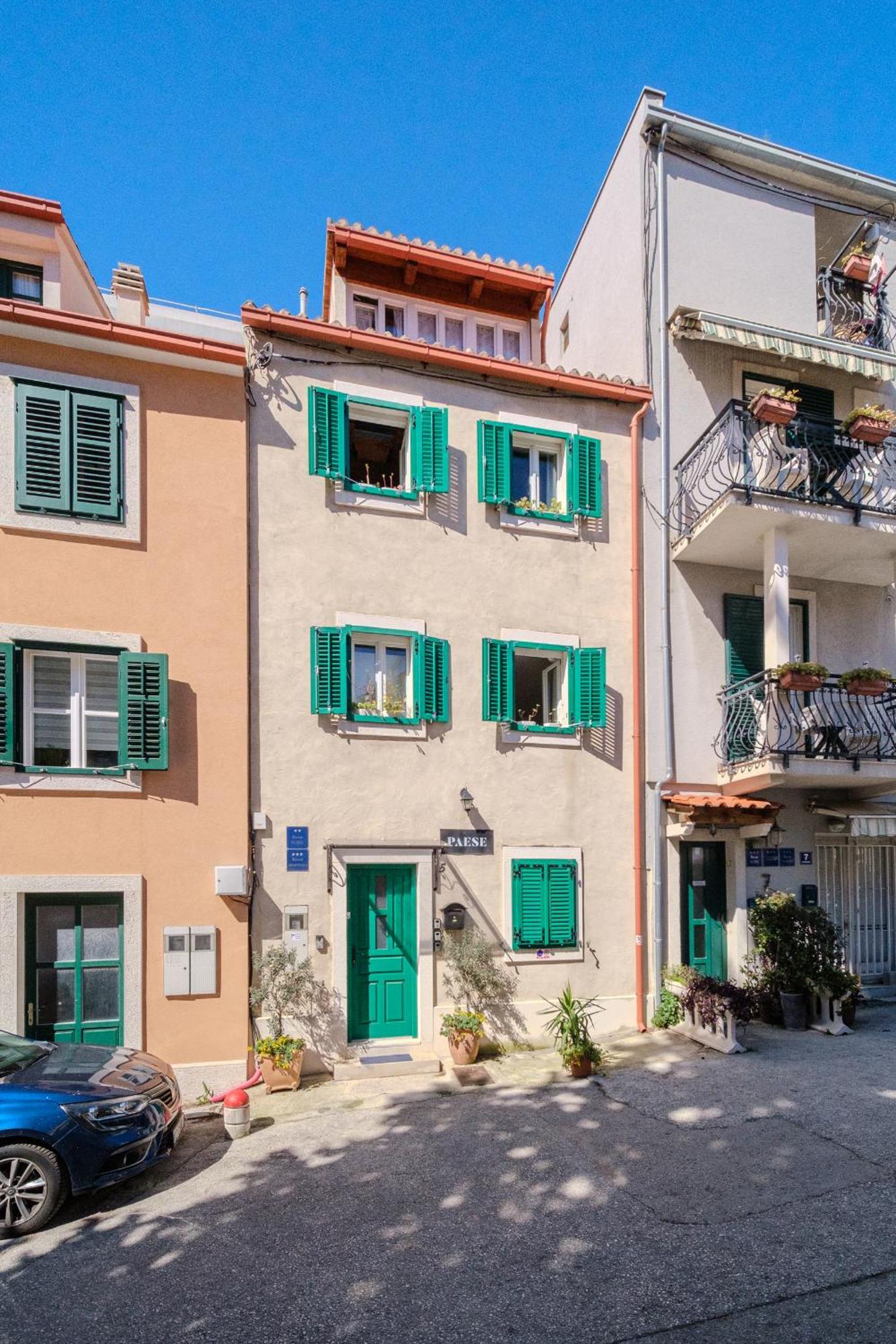 Central Split Rooms And Apartments Paese Eksteriør bilde